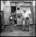 Ελένη Μυλωνά, Bus stop, 1972, από τη σειρά φωτογραφιών Afghanistan, gelatin silver print, διαστάσεις μεταβλητές